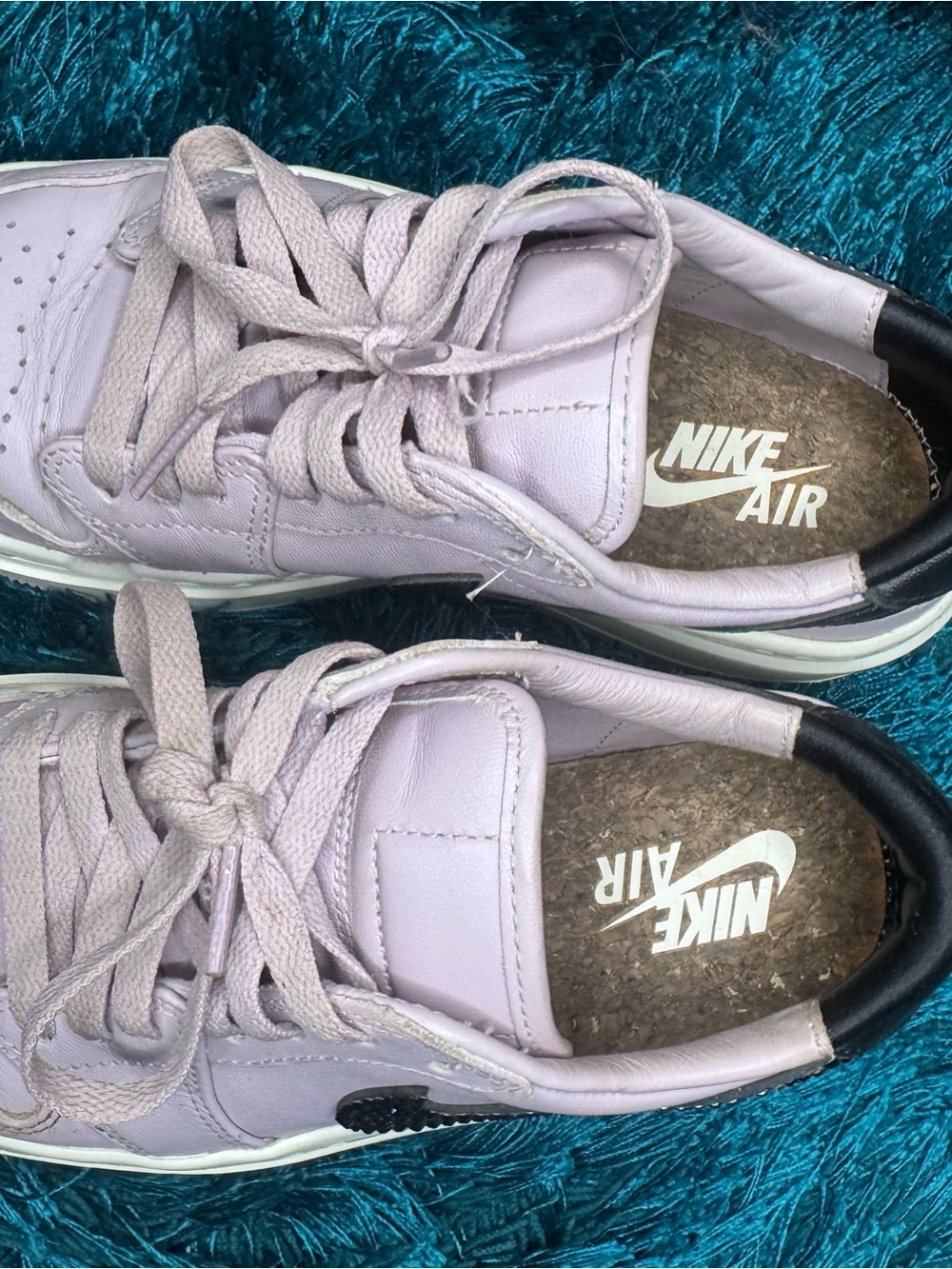 Nike Women’s Swarovski Nike Air Jordan 1
Elevate Low SE Shoes - Picture 4 of 6